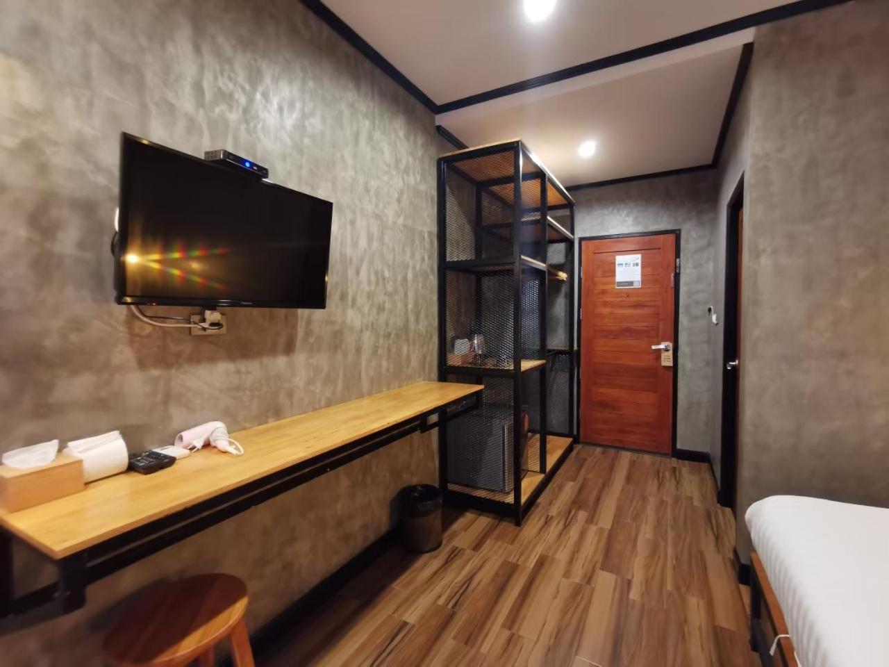 Lanta Chaolay Hostel Ko Lanta Стая снимка