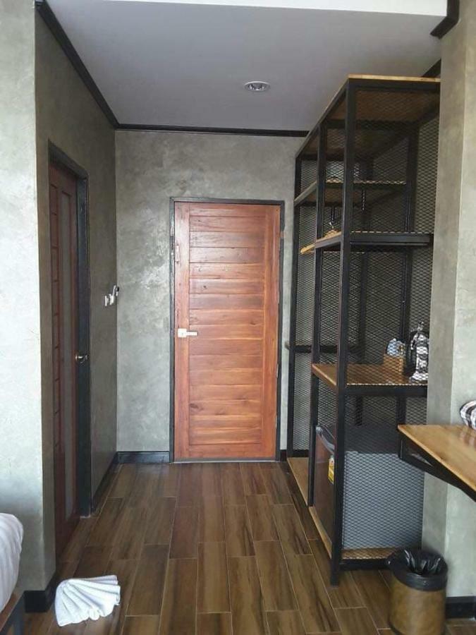 Lanta Chaolay Hostel Ko Lanta Екстериор снимка