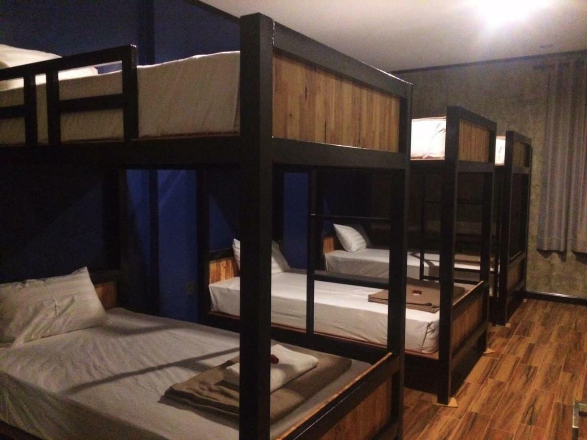 Lanta Chaolay Hostel Ko Lanta Екстериор снимка